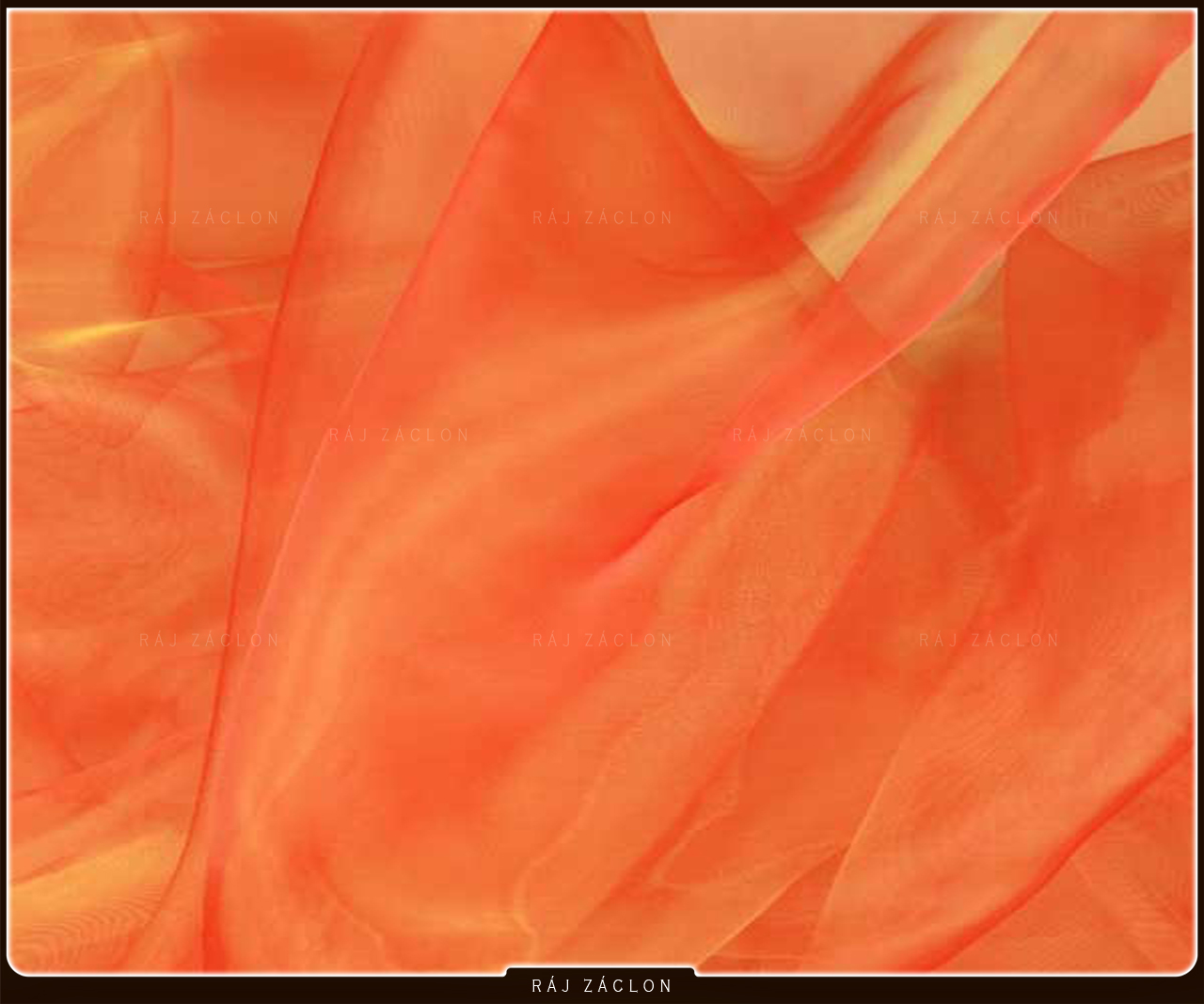 Organza metražová, šířka 150 cm.