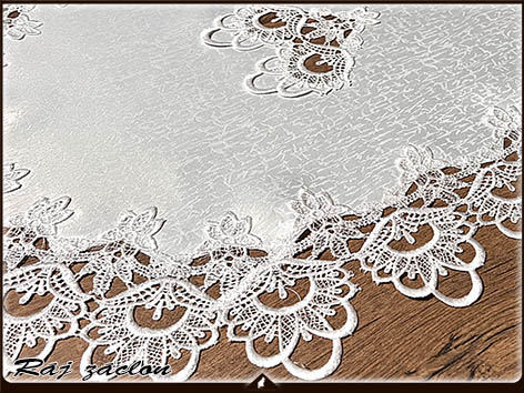 Ubrus - běhoun s krajkou 60x120 cm ovál