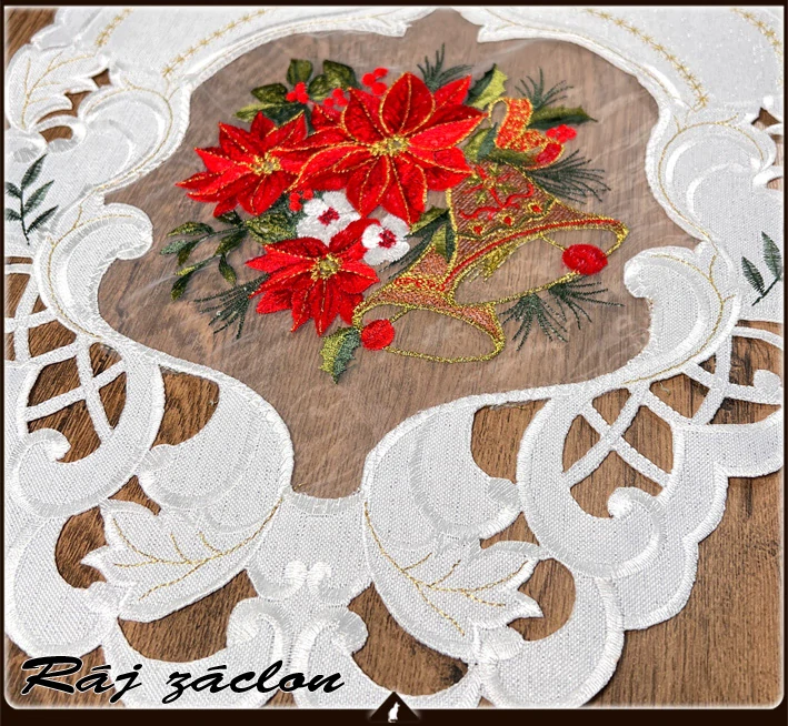 Vyšívaný ubrus 40x85 cm