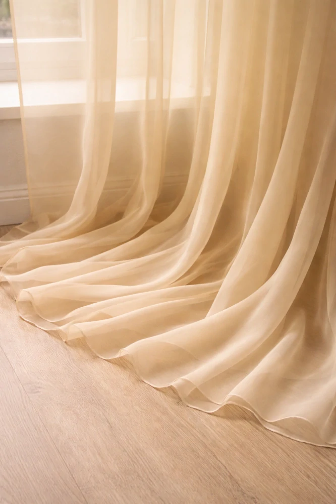 Voál běžový metrážový šířka 300 cm !!!