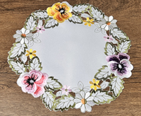 Vyšívaný ubrus kulatý malý Violka - Ø 30cm