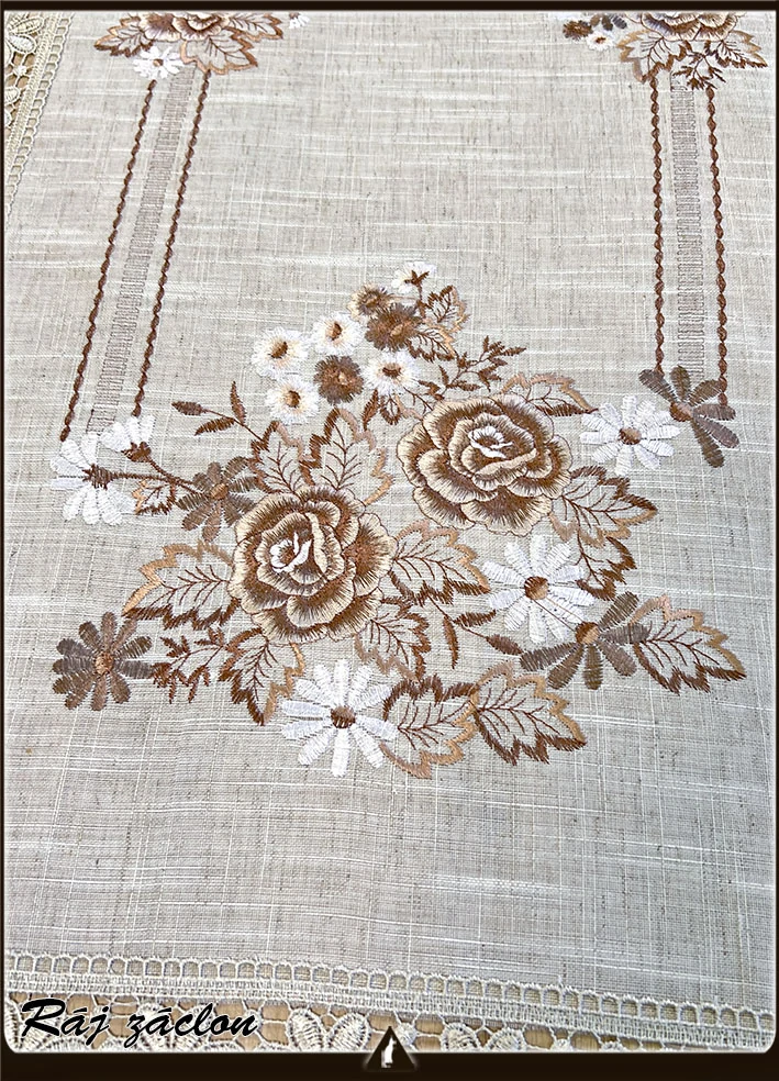 Vyšívaný ubrus Růže s krajkou 60x120 cm