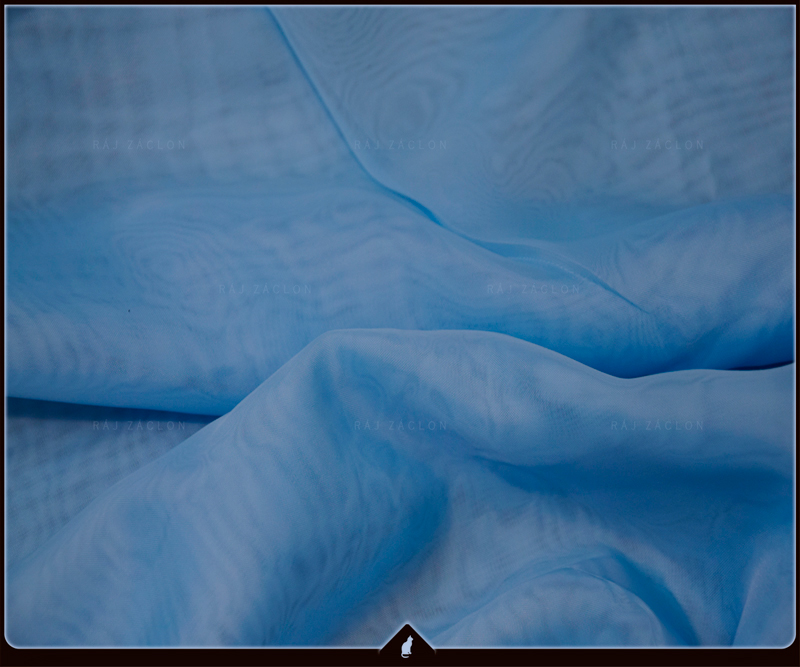 Luxusní voálová záclona modrá - v. 70 až 290 cm, š. 300 cm až 500 cm