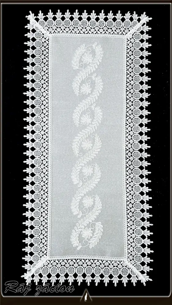 Vyšívaný Ubrus s krajkou 40x85 cm